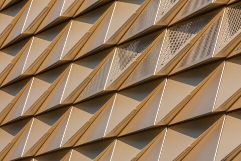 Get inspired by high-end metals for your façades